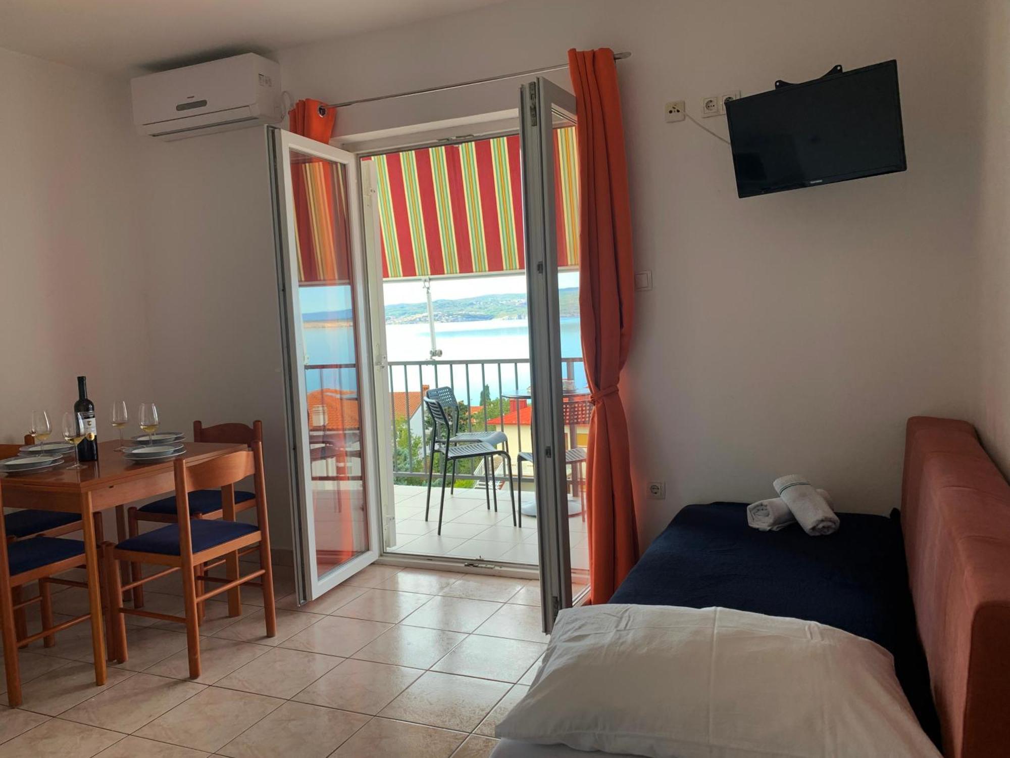 Apartments Julija Crikvenica Room photo